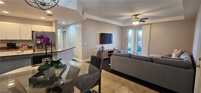 Photo - 1502 SW 50th St Unit 104