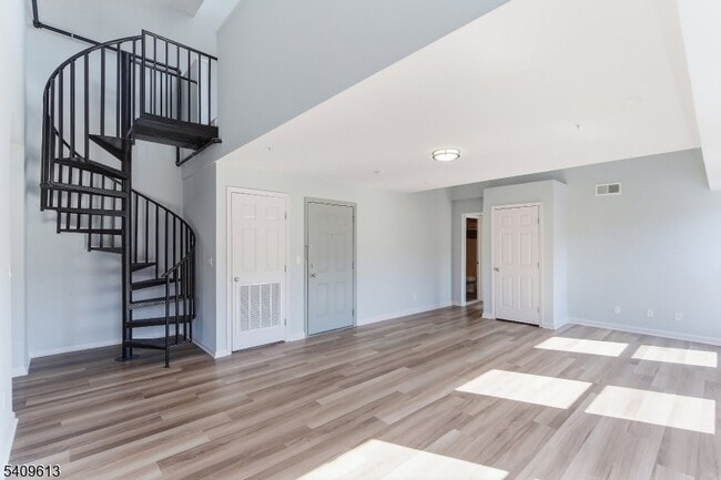 Building Photo - 160 Lafayette St Unit 401