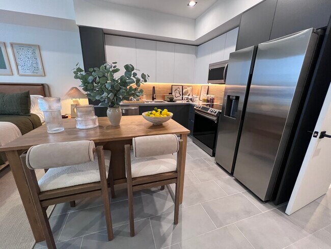 113 NW 24th St Unit S2