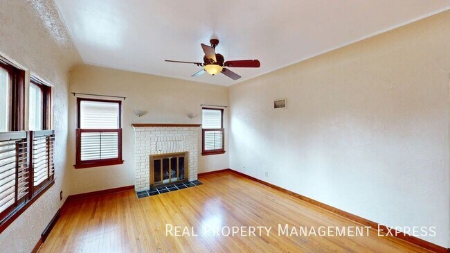 Photo - Beautiful 4 Bedroom 1.5 Bath Single Family Home in Central Sioux Falls