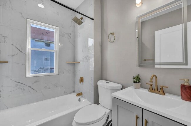 Photo - 11125 Melba Ave Unidad 1