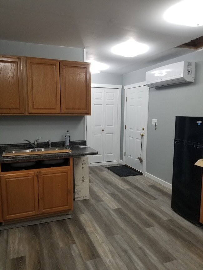 Building Photo - 807 Maple Ave Unit 807 Maple Ave (U3), Findlay Ohio, 45840