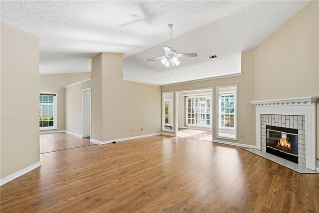 Photo - 3070 Bugle Dr