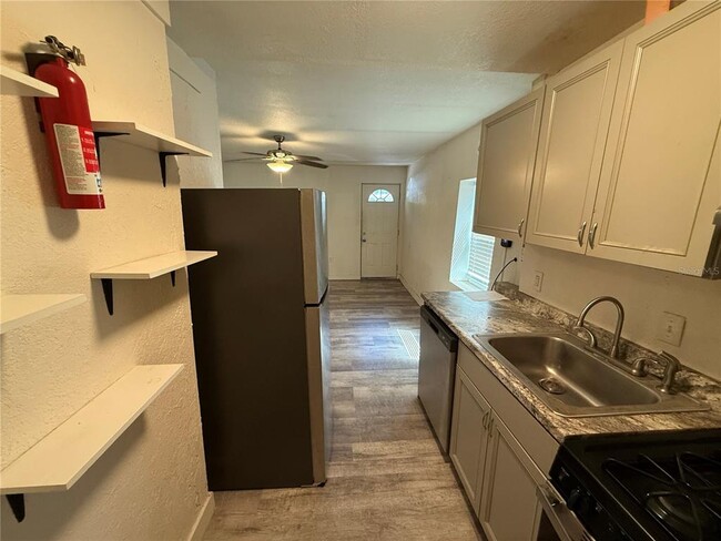 Photo - 324 NW 19th St
