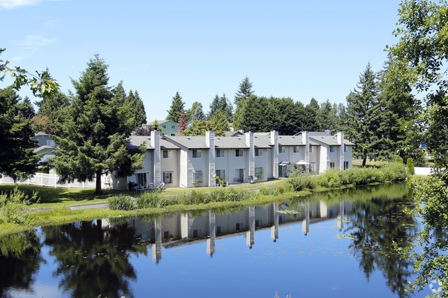 Fountain Lake Townhomes