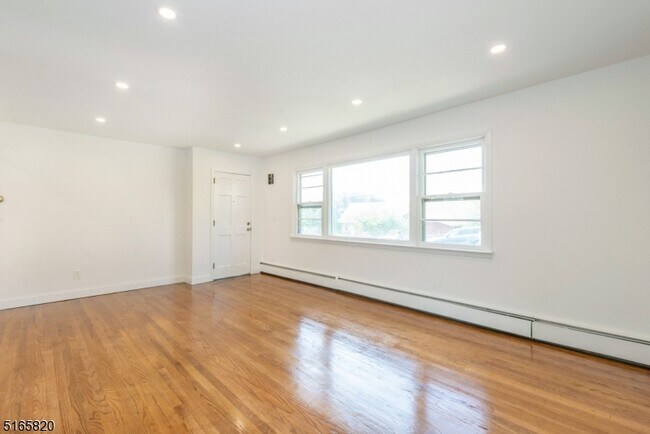 Photo - 16 Milton Ave Unit 1