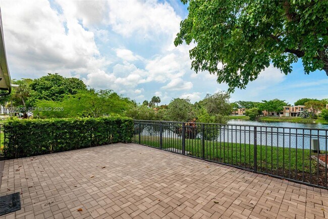 Photo - 6653 SW 140th Ave