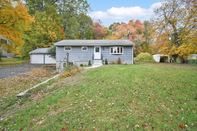 Photo - 111 Cemetery Rd