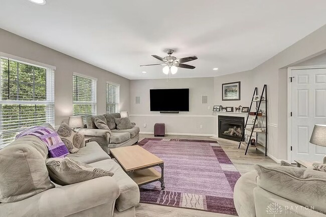 626 Honor Ln