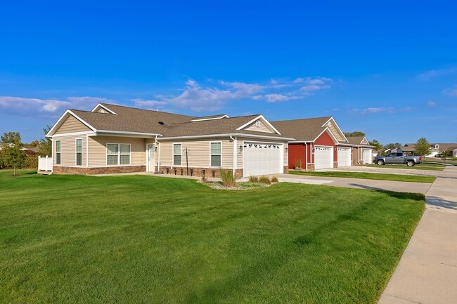 Photo - Redwood Ypsilanti