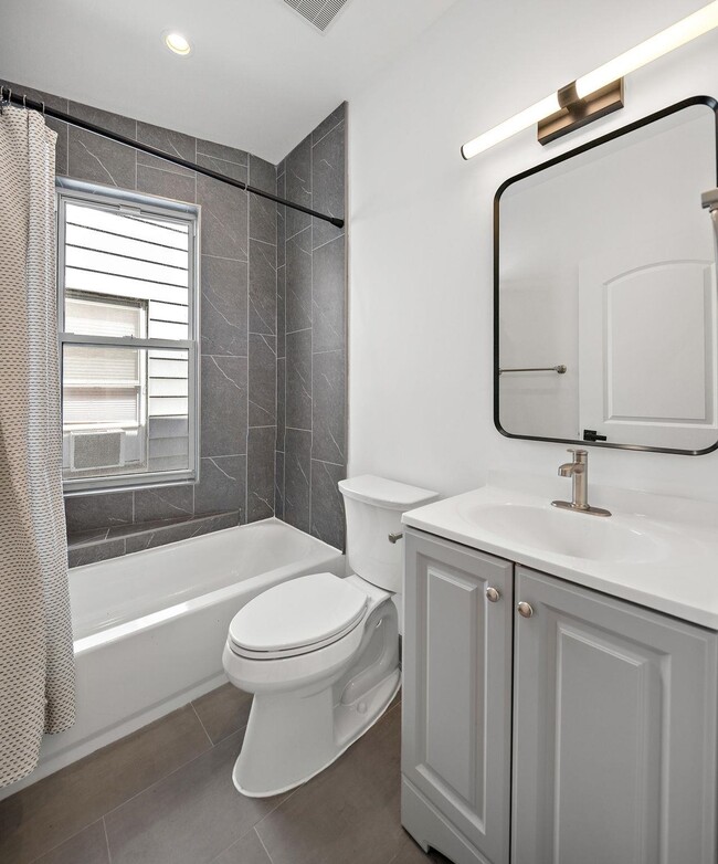 Photo - 20 Delaware Ave Unit 2