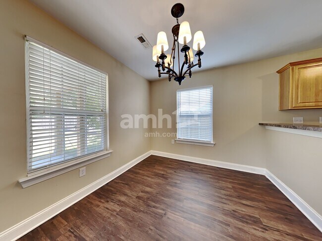 Photo - 101 Lovette Ct