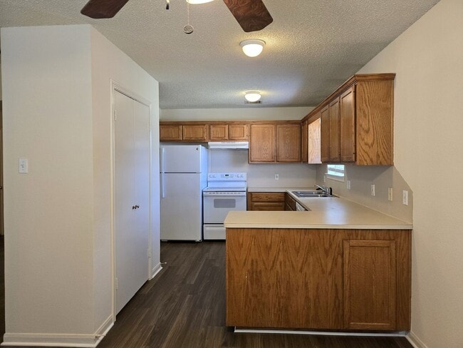 Photo - 3/2 Hewitt Duplex