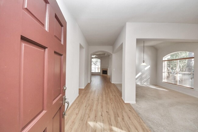 Photo - 70 N Lace Arbor Dr