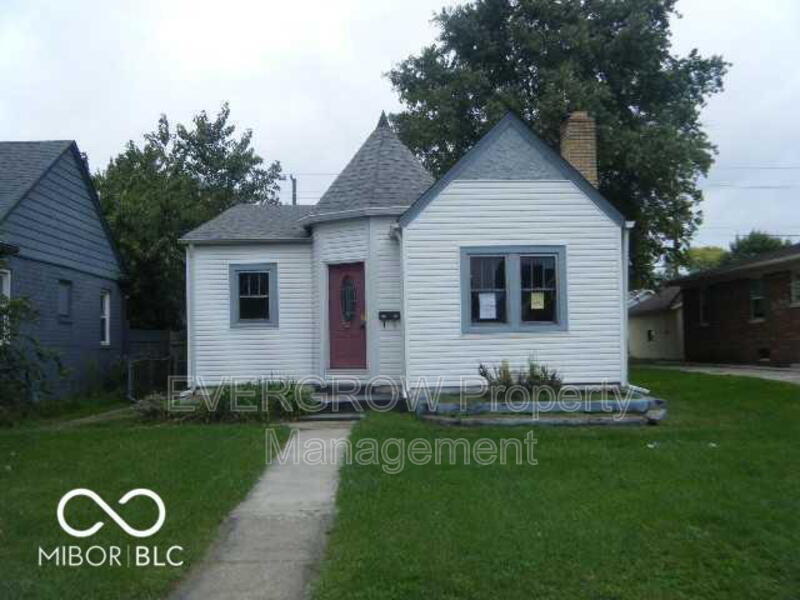 Photo - 5244 E 10th St