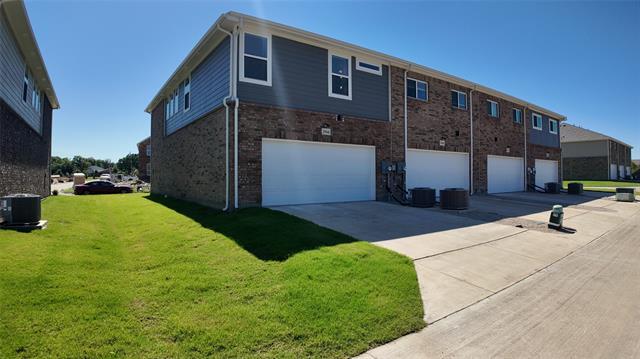 Photo - 2944 Baneberry Ln