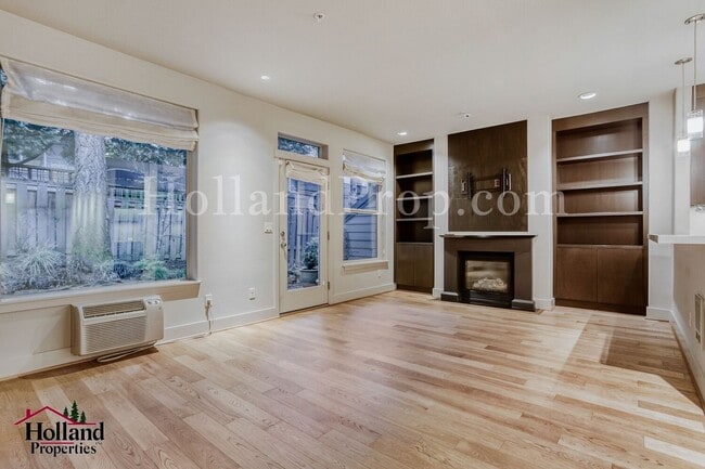 Photo - New Rent Price: $2,150 +$250 Off First 2 Full Months - Better Than New Light-Filled Townhome in H...