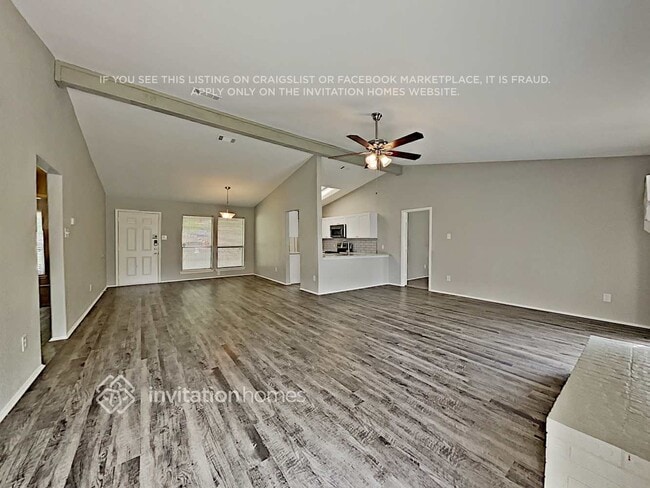 Photo - 200 Kalmia Dr