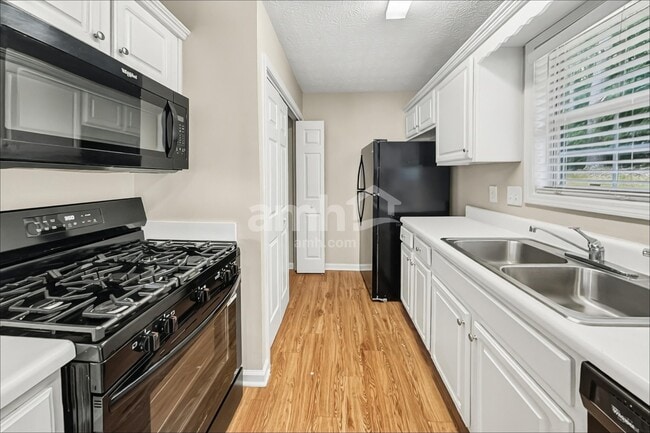 Photo - 105 Unity Cove