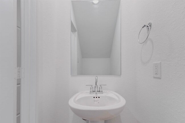 Photo - 22135 Ingham Blf Ln