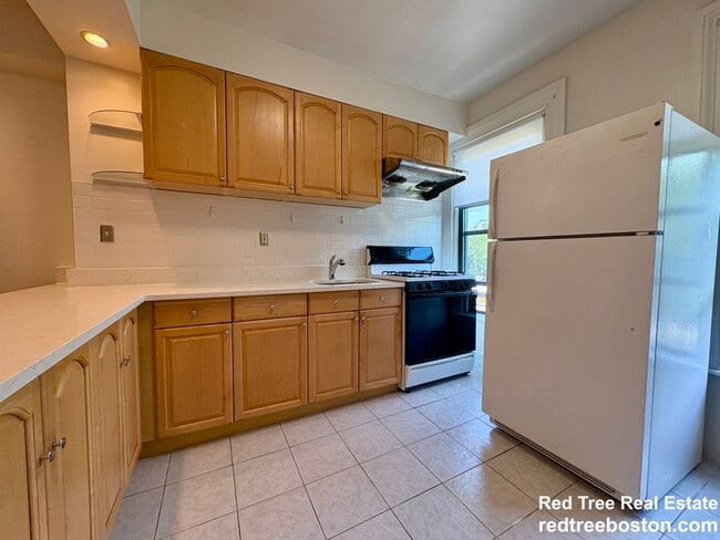 Photo - 49 Dwight St Unit 2