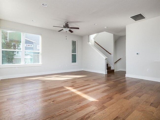 Photo - 2020 Sager Dr Unidad 260C