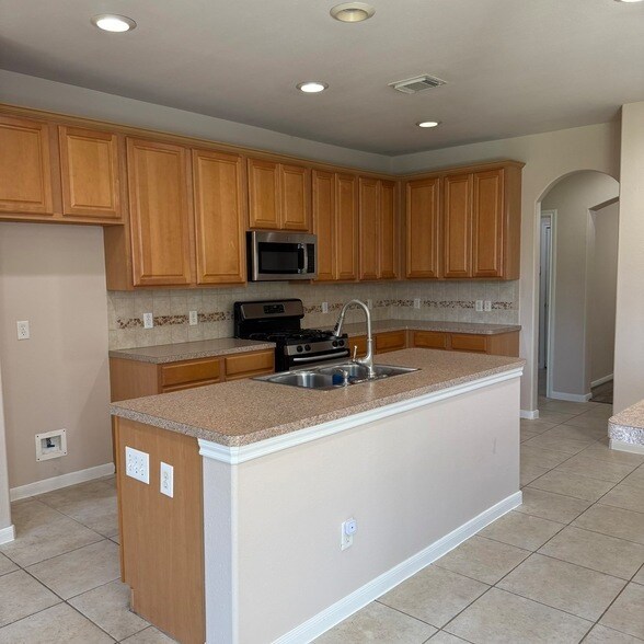 7107 Dove Hollow Ct