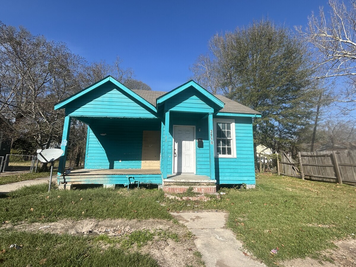 Photo - 3911 Evangeline St