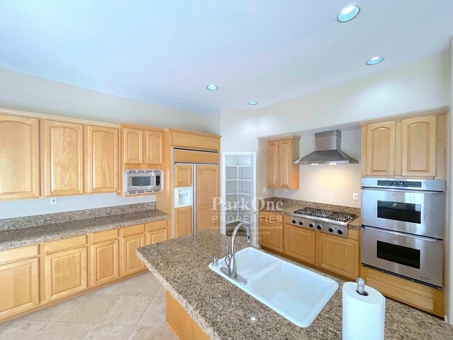 Photo - Beautiful Home in Peacock Creek