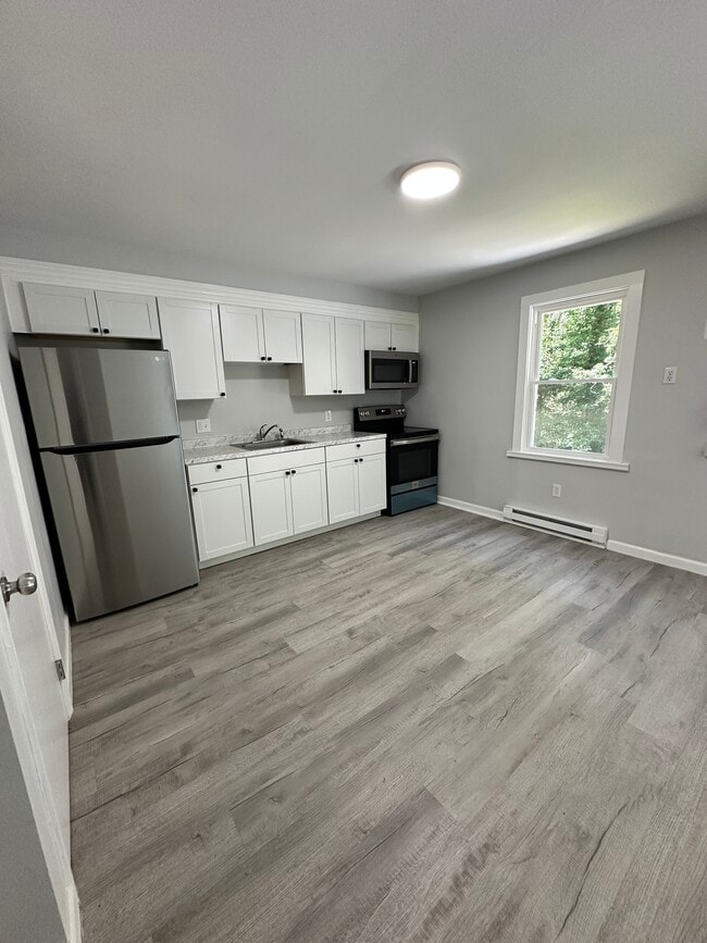 Photo - 70 Pond Meadow Rd