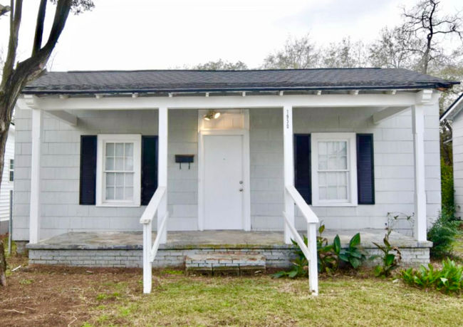 Photo - 1930 Fenwick St Casa