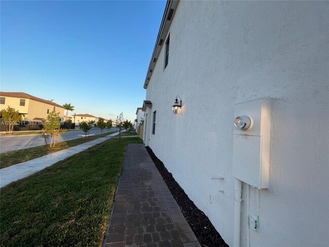 Photo - 23011 SW 131st Ave