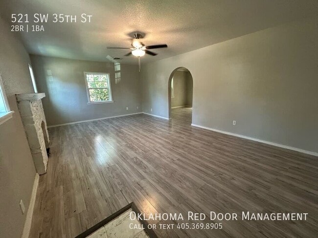 Photo - 521 SW 35th St