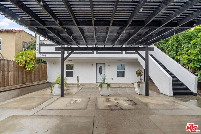 Photo - 3704 Brunswick Ave