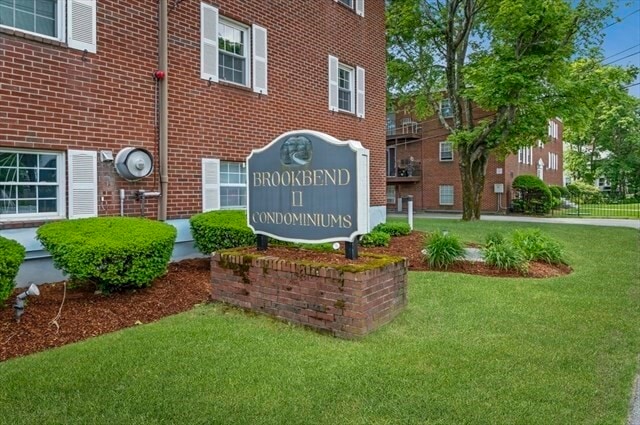 Building Photo - 272 Albion St Unit 23