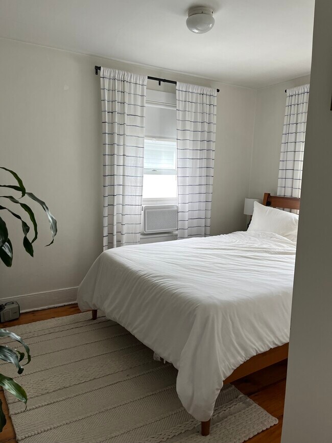 Photo - 30 1st St