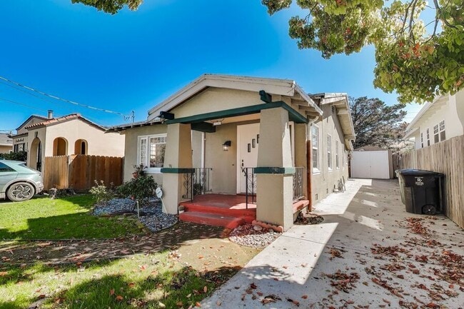 Photo - 150 16th Ave