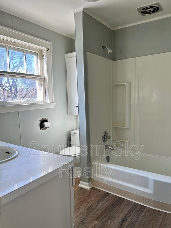 Photo - 97 Brighton Dr