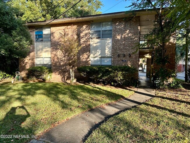 Building Photo - 1321 Landon Ave