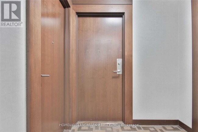 Photo - 181 Village Green Square Unité 2819