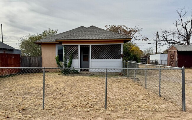 Building Photo - Charming 3 Bedroom Home For Rent in Slaton!