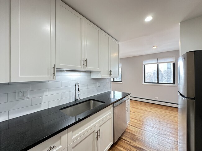 Photo - 6954 N Sheridan Rd Unit 125