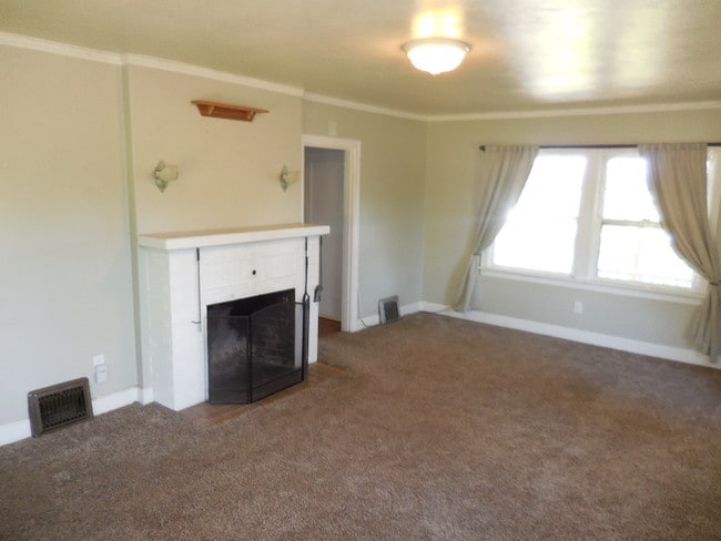 Photo - 16093 SW Roy Rogers Rd