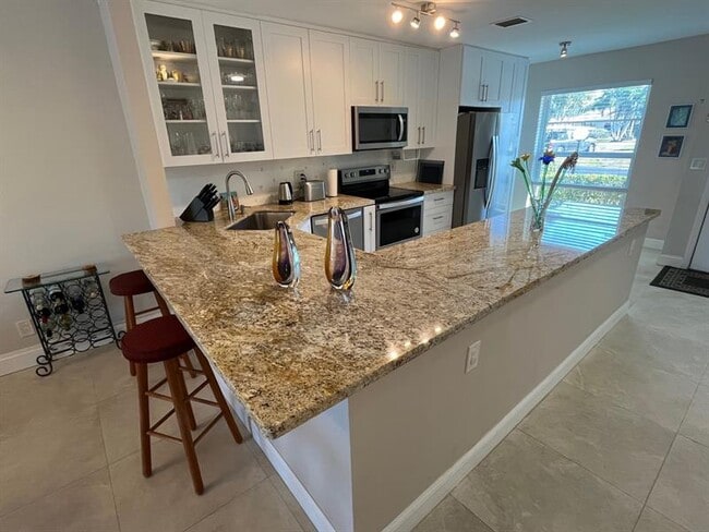 Photo - 8777 Warwick Dr