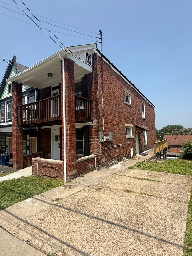 26 Merritt Ave Unit 2