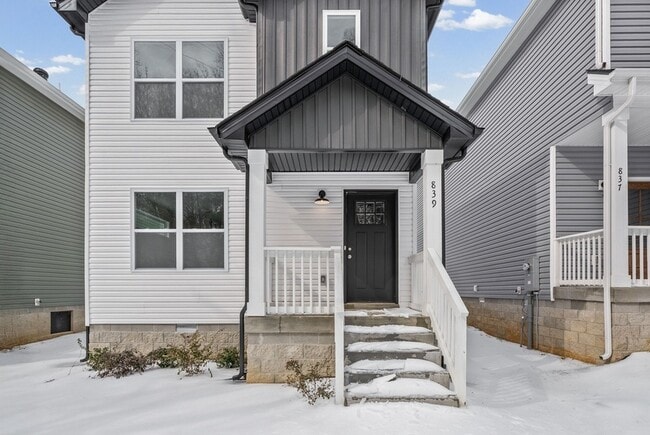 Photo - 839 Cumberland Dr