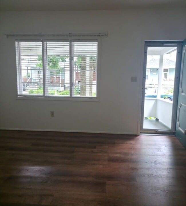 Photo - 74 Schuler St