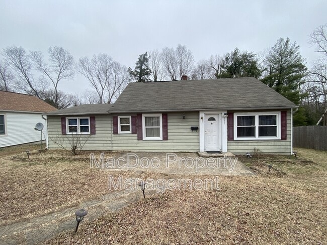 Building Photo - 217 Hillcrest Dr Rental