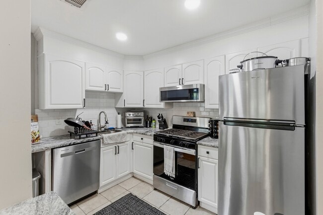 Photo - 93 Briarwood Ct