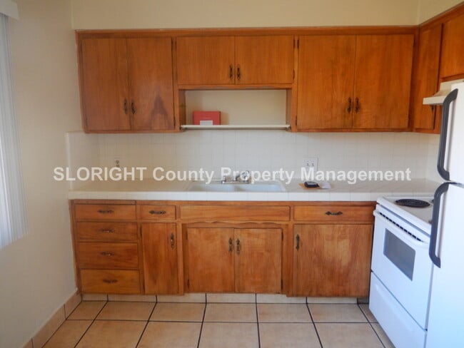 Photo - AVAILABLE JUNE - Upstairs 2 Bed / 1 Bath Apartment Close to Cal Poly Unit 11